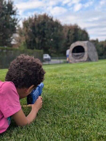 LT player aiming at another player hiding in a bunker